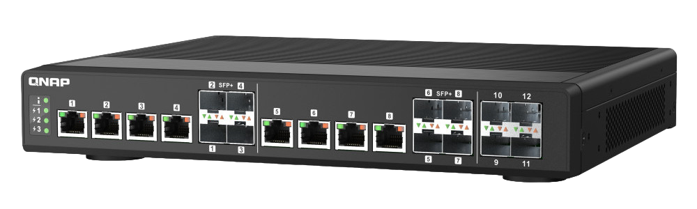 Notre switch 10 GbE, l'excellent QNAP QSW-IM1200-8C. ©QNAP